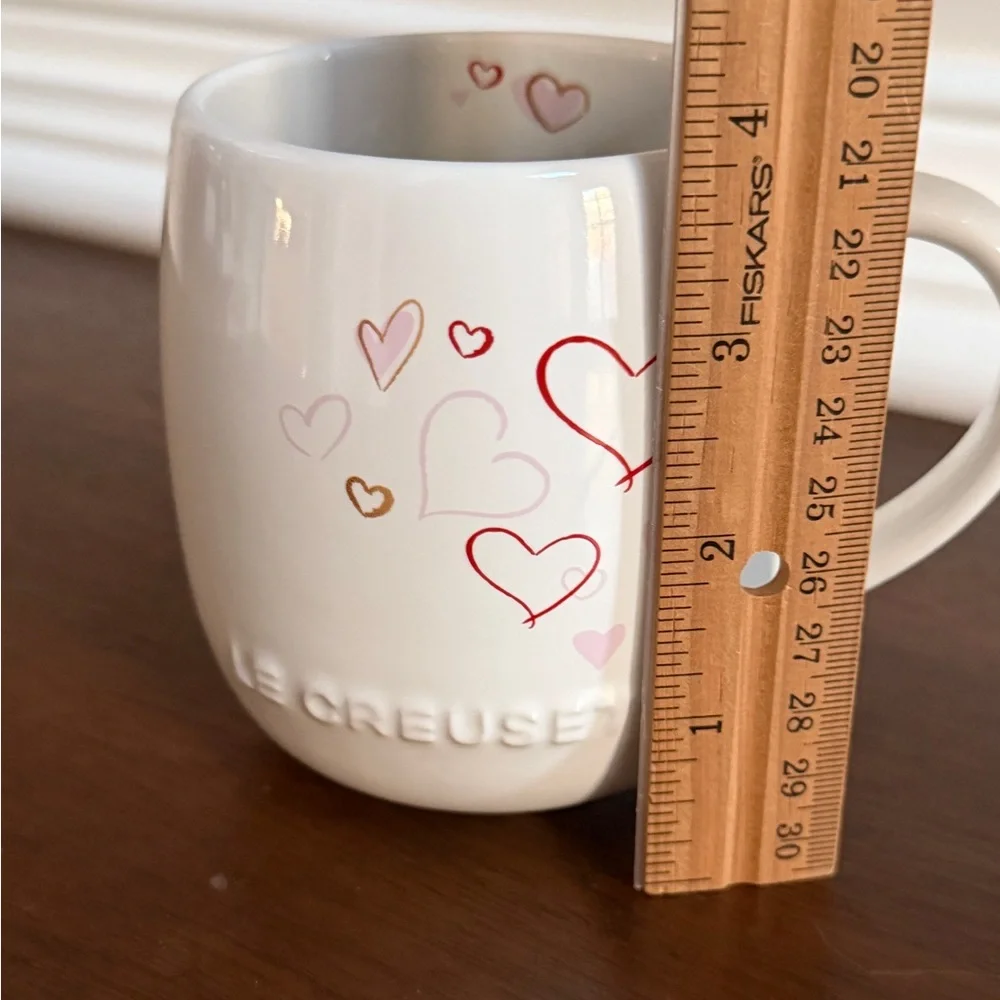 One Le Creuset “Mon Coeur” Heritage Mug, Excellent - Picture 3 of 8
